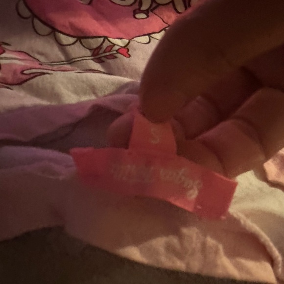 Sugar Thrillz Pink and White Heart Graphic Tee - Picture 3 of 4